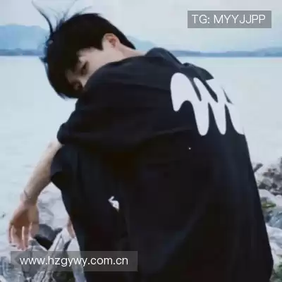 费冕靖